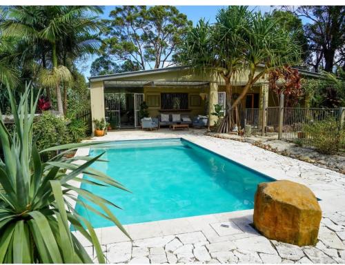 Wooyung Casa | Honeybird Hideaway, a private subtropical retreat