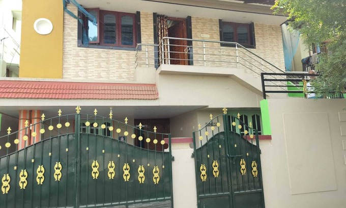 Palani Casa | Honeycomb Homestay Ground floor - near Palani Murugan Temple