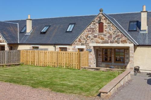 Linlithgow Apartamento | Honeysuckle Cottage at Williamscraig Holiday Cottages