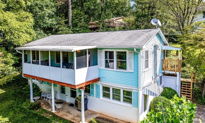 Lake Junaluska Casa | Hood Upper