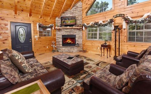 Sevierville Villa | Hooked On Love