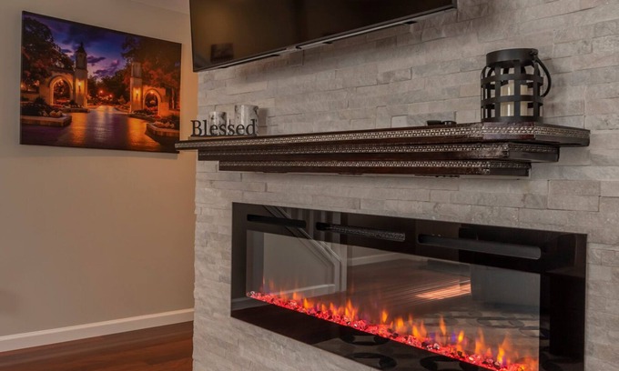 Bloomington Casa | Hoosier Happiness - The Townhouse Where Hoosiers Can Come Home