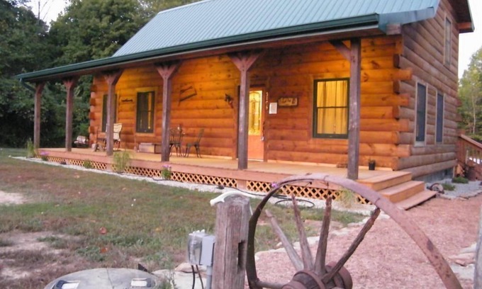 Helmsburg Cabina | Hoot Owl Cabin - ¡Tu hogar lejos de casa!