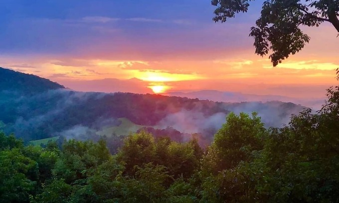 Morganton Cabina | Hoot Owl | Book 2 nights, stay 3 nights!
