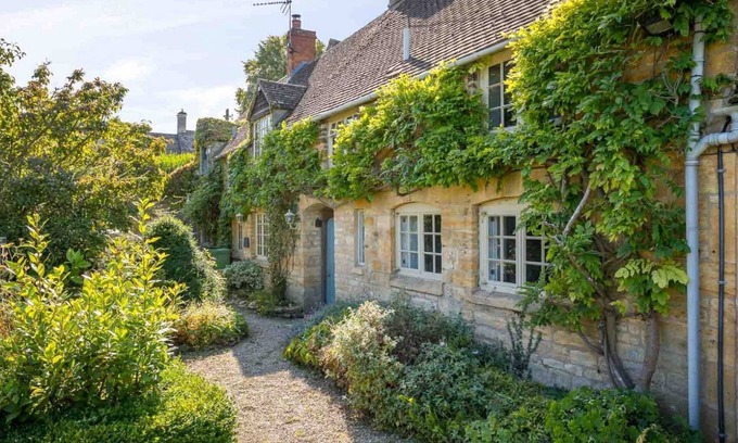 Longborough Cabaña | HOPE COTTAGE, pet friendly, character holiday cottage in Longborough