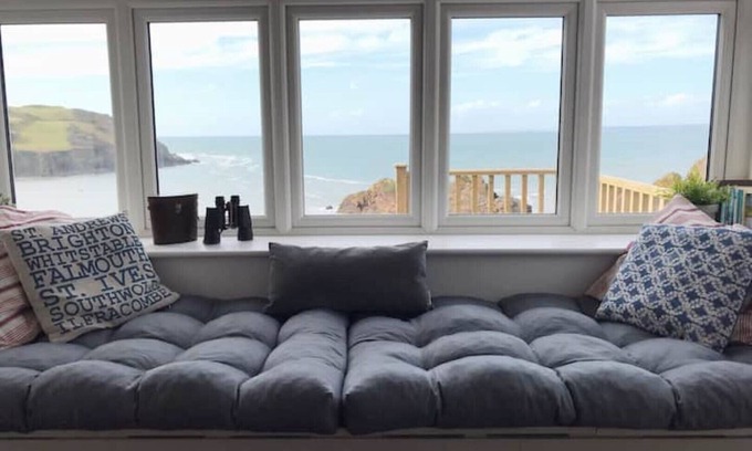 Hope-Cove Casa | Hope Cove, sleeps 2-9, glorious sea views, pet friendly