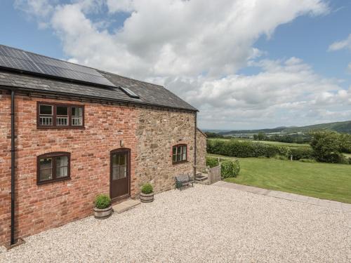 Pontesbury Casa | Hope Hall Barn
