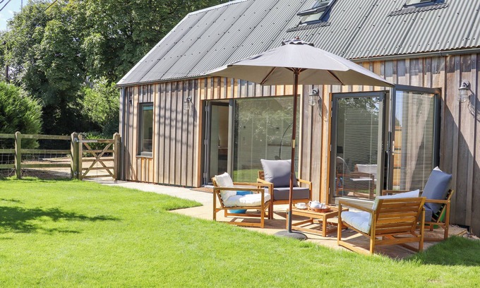 Dover Cabaña | HOPKINS AT THE HOMESTEAD, pet friendly, with a garden in Dover