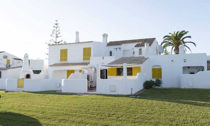 Aldeia do Golfe Chalet De Esquí | Hopstays - Vilamoura Aldeia do Golfe C3