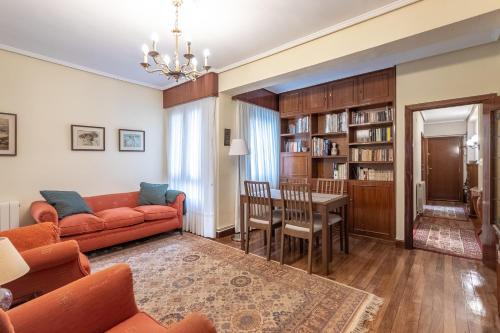 Deustuko San Pedro-Erribera Apartamento | Horia apartment by People Rentals