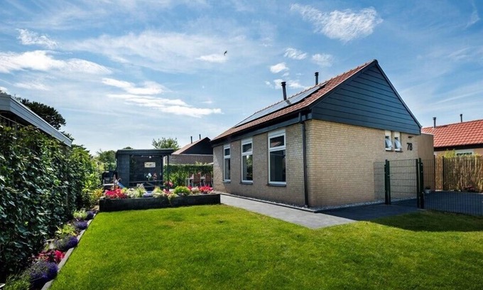 Renesse Casa | Horizon 78 luxury holiday home near Renesse and beach