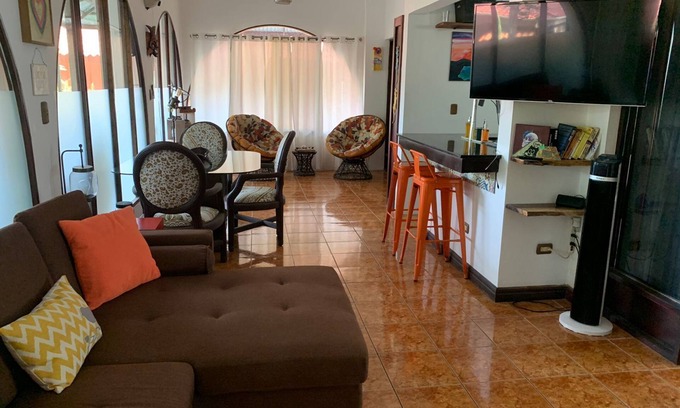 Coco Casa | Horizon Lounge in Coco Beach