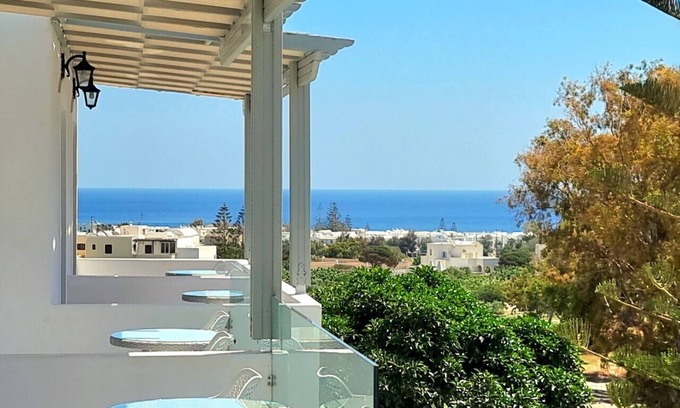 Kamari Hotel | Horizon Resort
