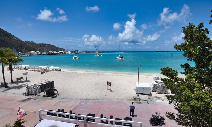 Philipsburg Hotel | Horizon View Beach Hotel