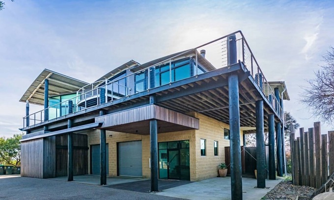 Sandy Point Casa | Horizons, Sandy Point