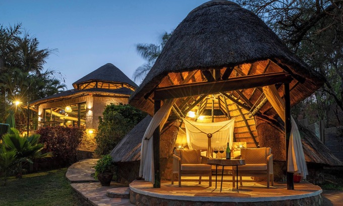 Kariba Cabina | Hornbill Lodge