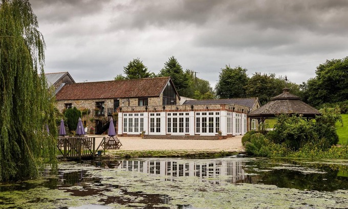 Eleighwater Casa | Hornsbury Mill