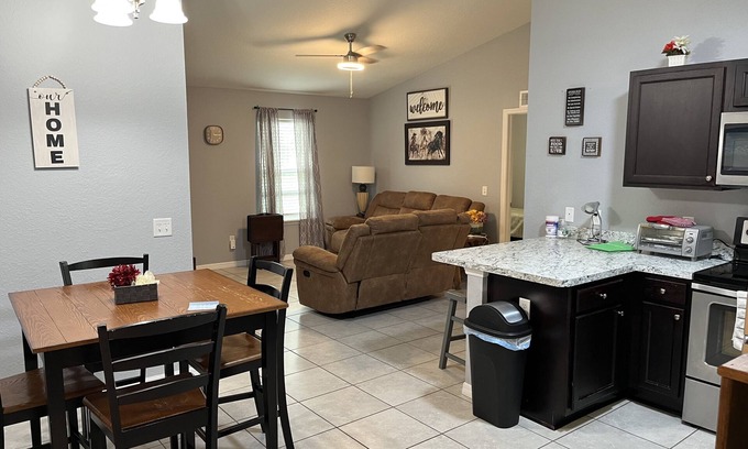 Fellowship Casa | Horse country retreat