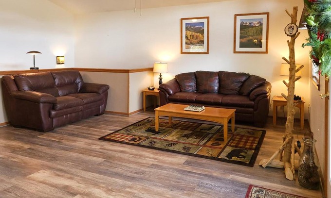 Rainbow Valley Casa | Horseshoe Haven