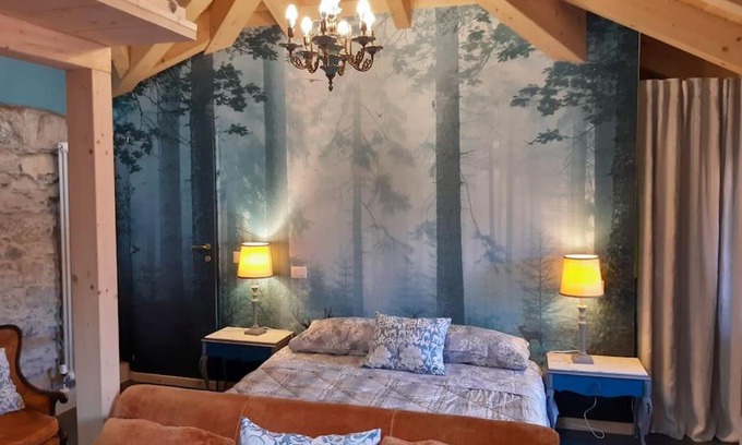 Lezzeno Apartamento | Hortà - Charming Attic with Rooftop Lake View