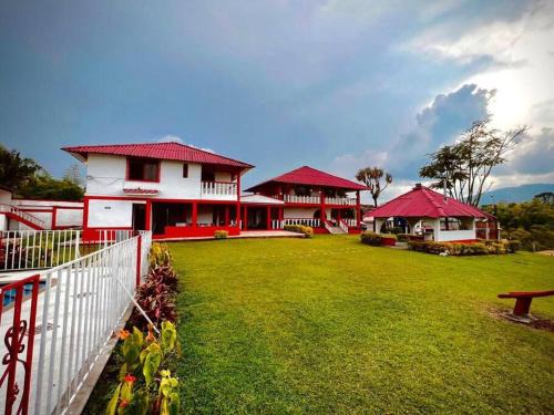 La Estrella Casa | Hospedaje Finca Bella Vista