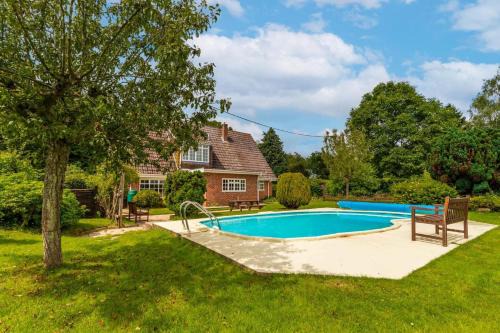 Irstead Casa | Host & Stay - Alderfen View