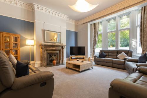 Carlisle Casa | Host & Stay - Chatsworth Townhouse I