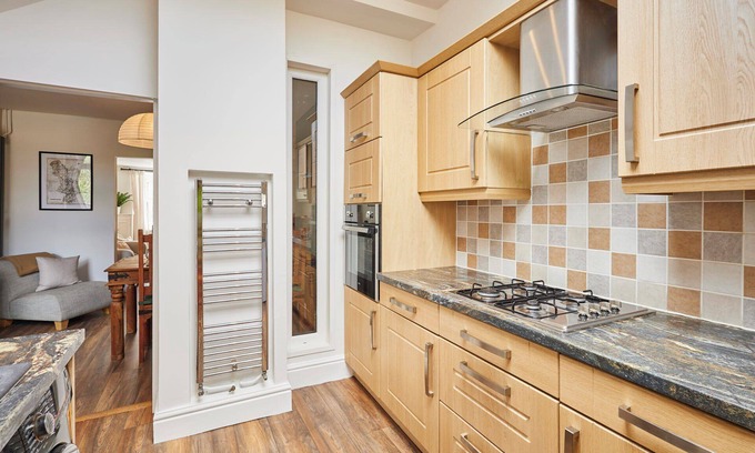 Matlock Casa | Host Stay Church View Cottage