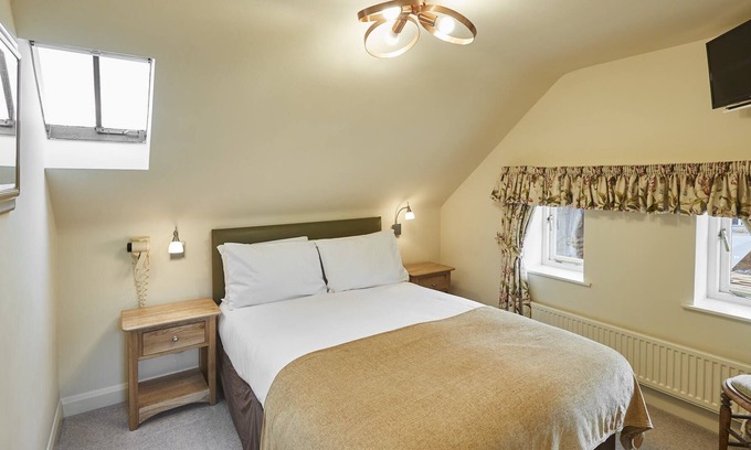 Scawton Casa | Host & Stay | Drey Cottage