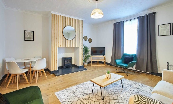 Woodhorn Casa | Host & Stay | North Shore Cottage