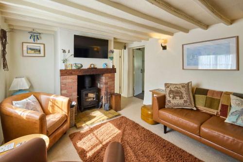Corpusty Casa | Host & Stay - Pebble Cottage