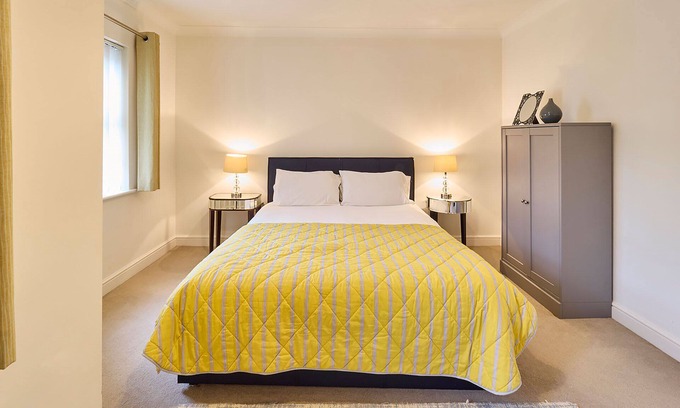 Cliftonville Casa | Host & Stay | Sweyn House