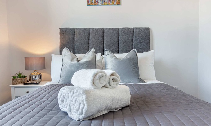 Grimley Apartamento | Host & Stay | The Bull Inn Flat 2
