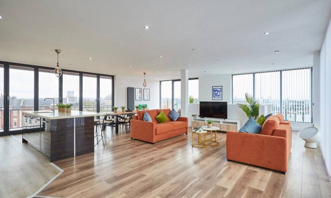 Hope Street Apartamento | Host & Stay | The Knight Street Penthouse I