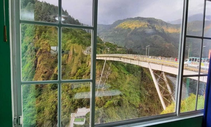 Baños de Agua Santa Hotel | Hostal Balcon del Cielo