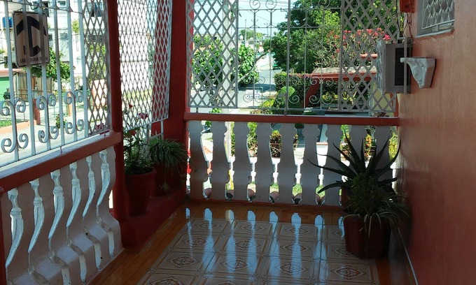 Cienfuegos Casa | Hostal Barceló