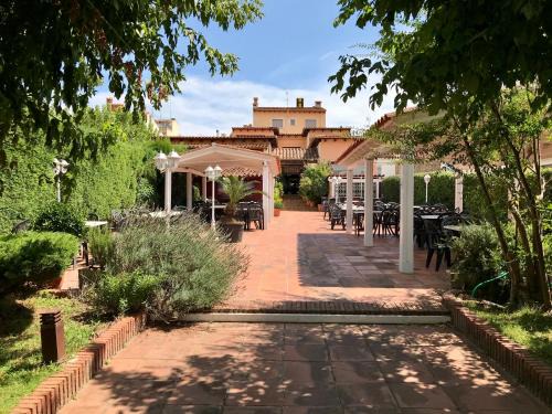 Vidreres Casa | Hostal Can Pou