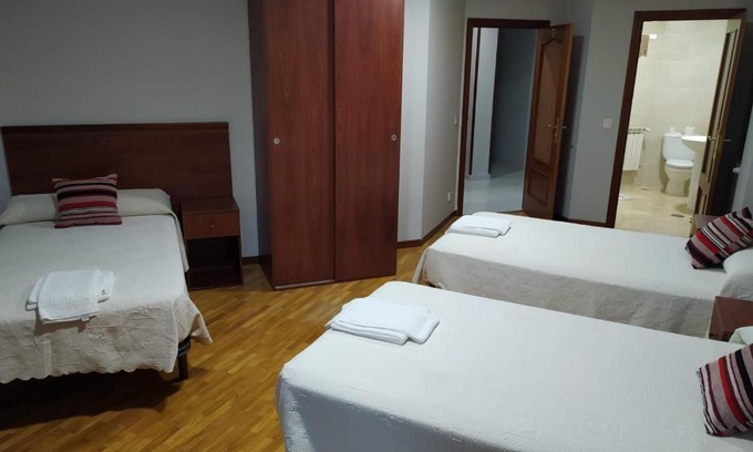 Santa Olaja de la Ribera Casa | Hostal Cerecedo