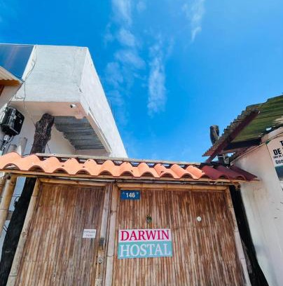 Bahía de la Academia Casa | Hostal Darwin