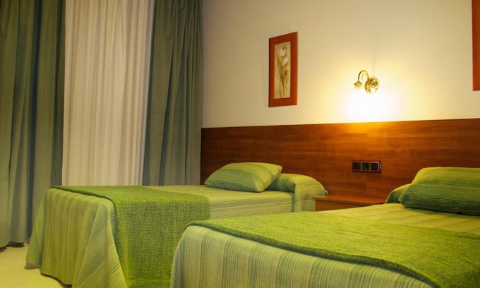Chueca Casa | Hostal El Catalán