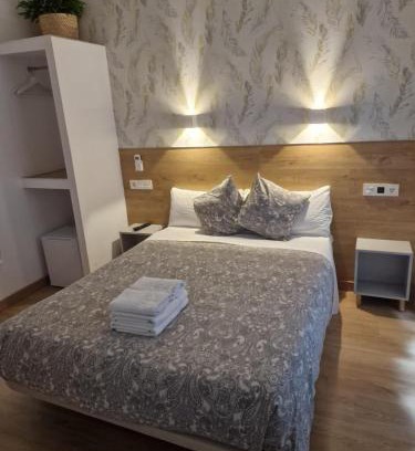 Sol Casa | Hostal Esparteros