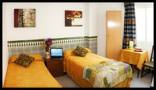 Almeria Casa | Hostal Estación