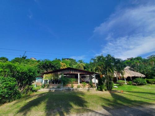 Los Naranjos Casa | Hostal Finca San Martín De Loba