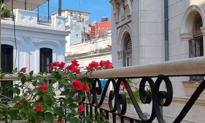 Old Havana Hotel | Hostal Fresko