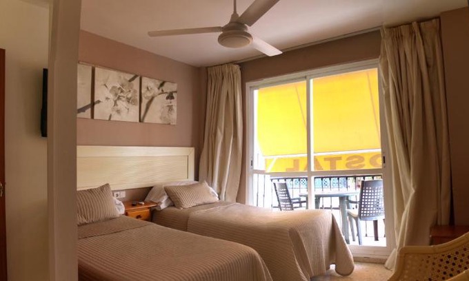 San Pedro de Alcántara Casa | Hostal Gonzalez