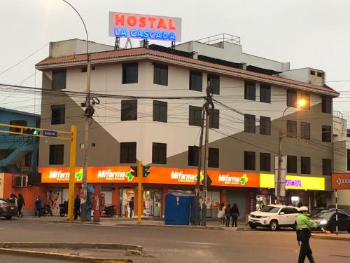 San Borja Hotel | Hostal La Cascada