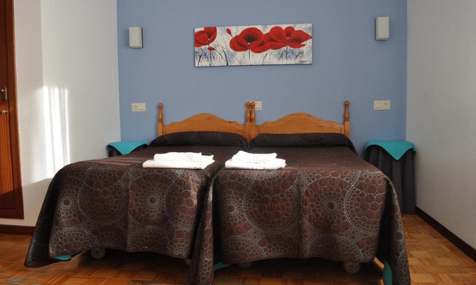Navaleno Hostal | Hostal La Tablada