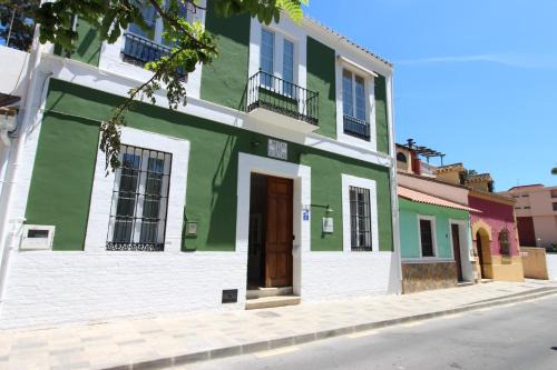 Las Acacias Casa | Hostal Las Acacias