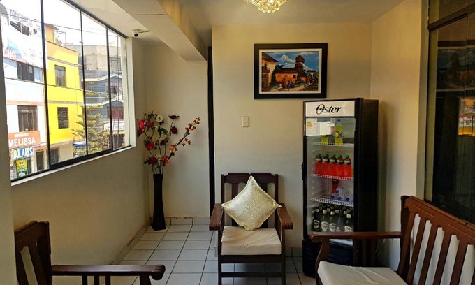 San Martin de Porres Casa | Hostal Lima Norte