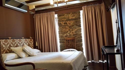 Monforte de Lemos Casa | Hostal Medievo
